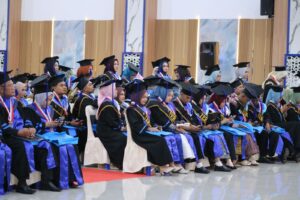 wisudawan-300x200.jpeg