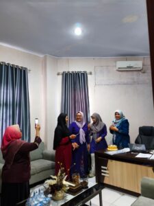 ulang-tahun-dekan-225x300.jpeg